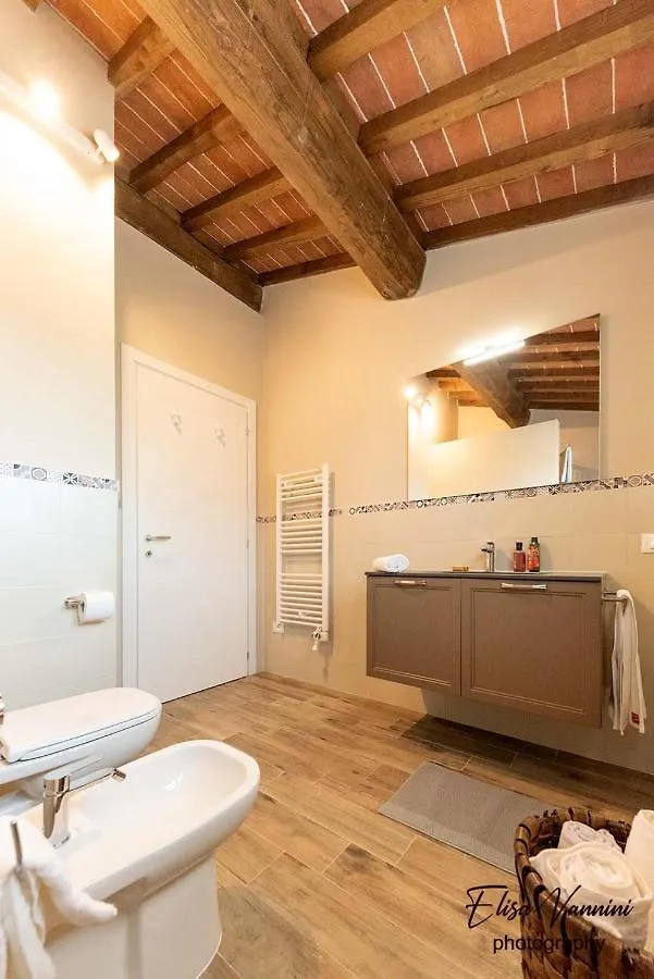 Appartamento La Casa Delle Rondini Forcoli 0*,  Italia