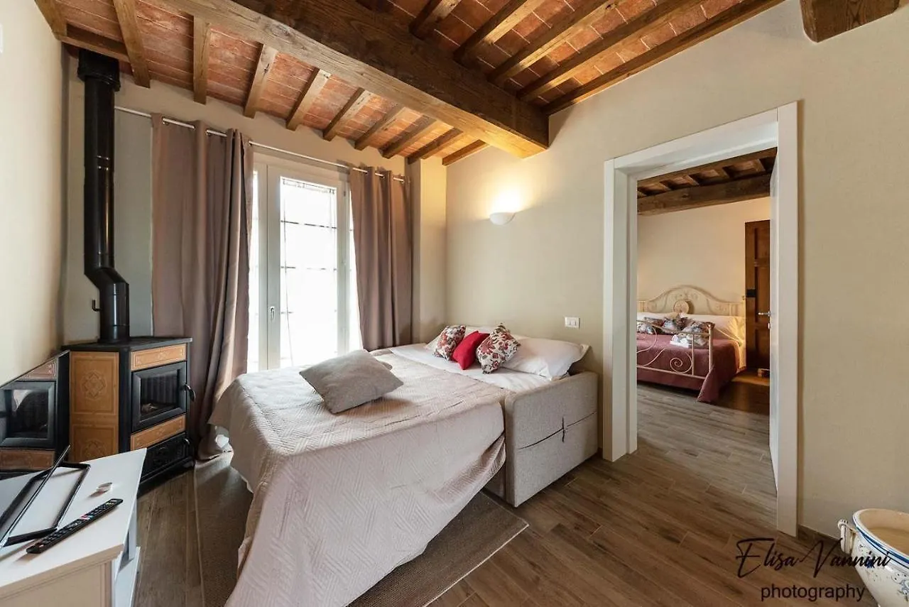 Appartamento La Casa Delle Rondini Forcoli 0*,  Italia
